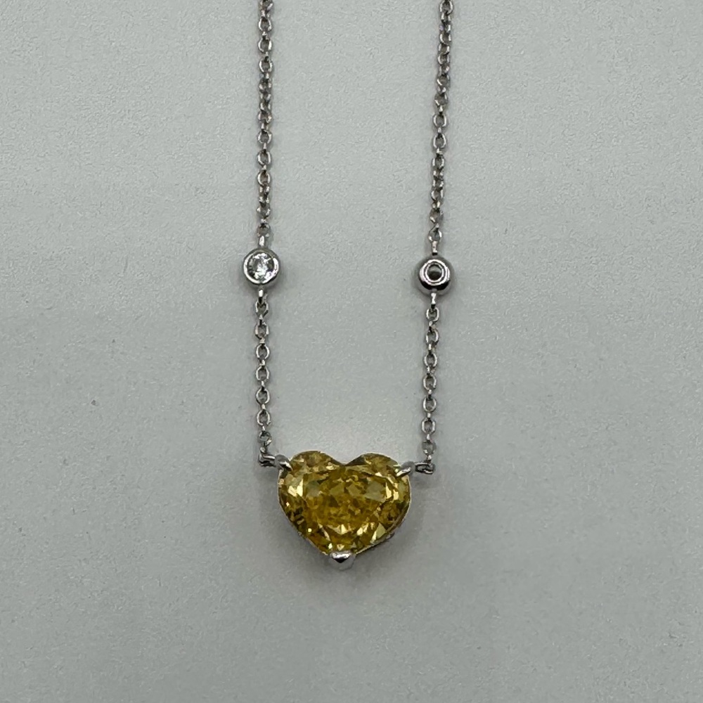 4ct Platinum Canary Heart Necklace - Picture 7 of 15
